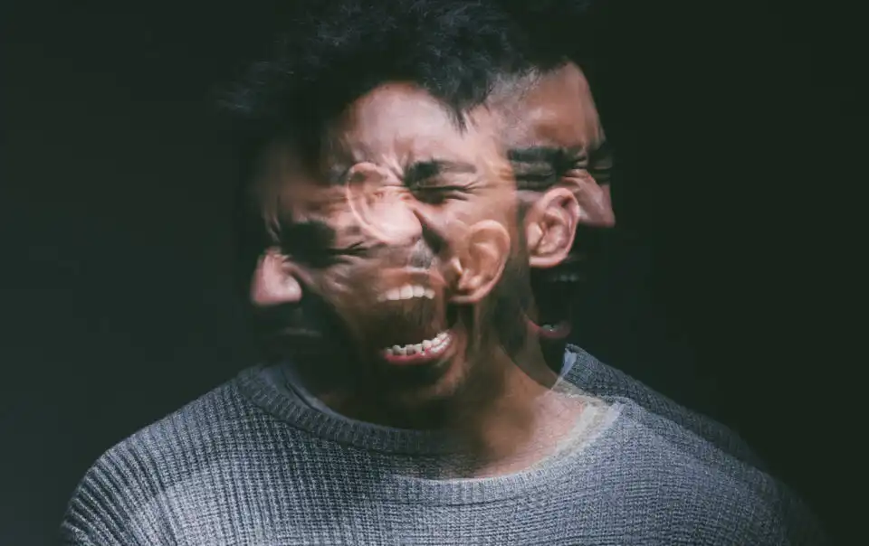 Bipolar Disorder and Alcohol Addiction - Alt Text